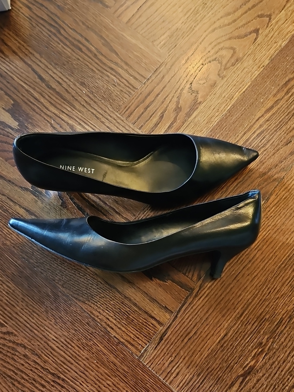 Nine West Black Pointed Toe Low Heel Pumps